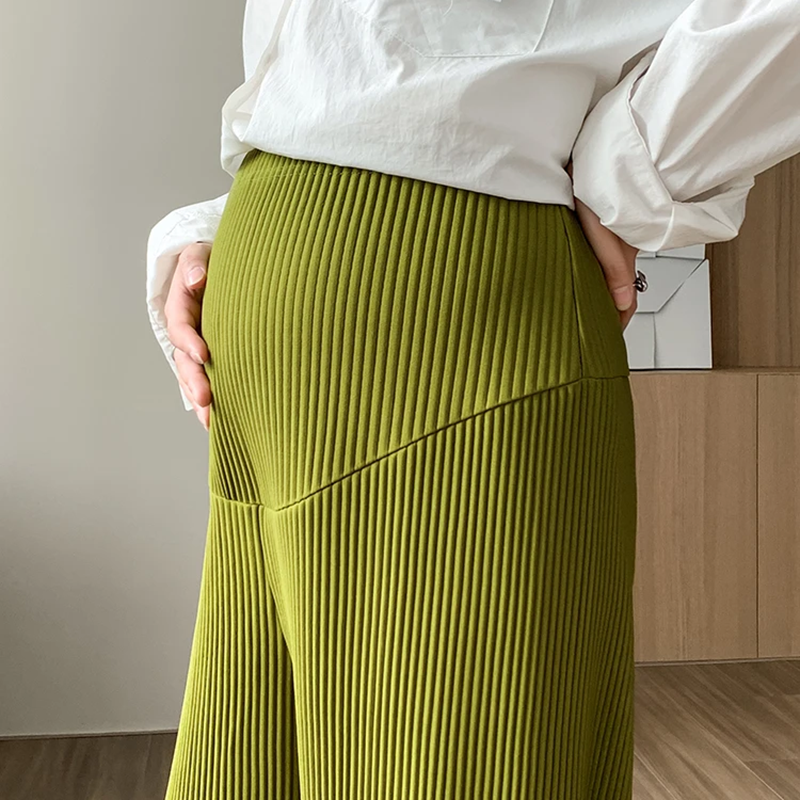 Ruffled Maternity Pants