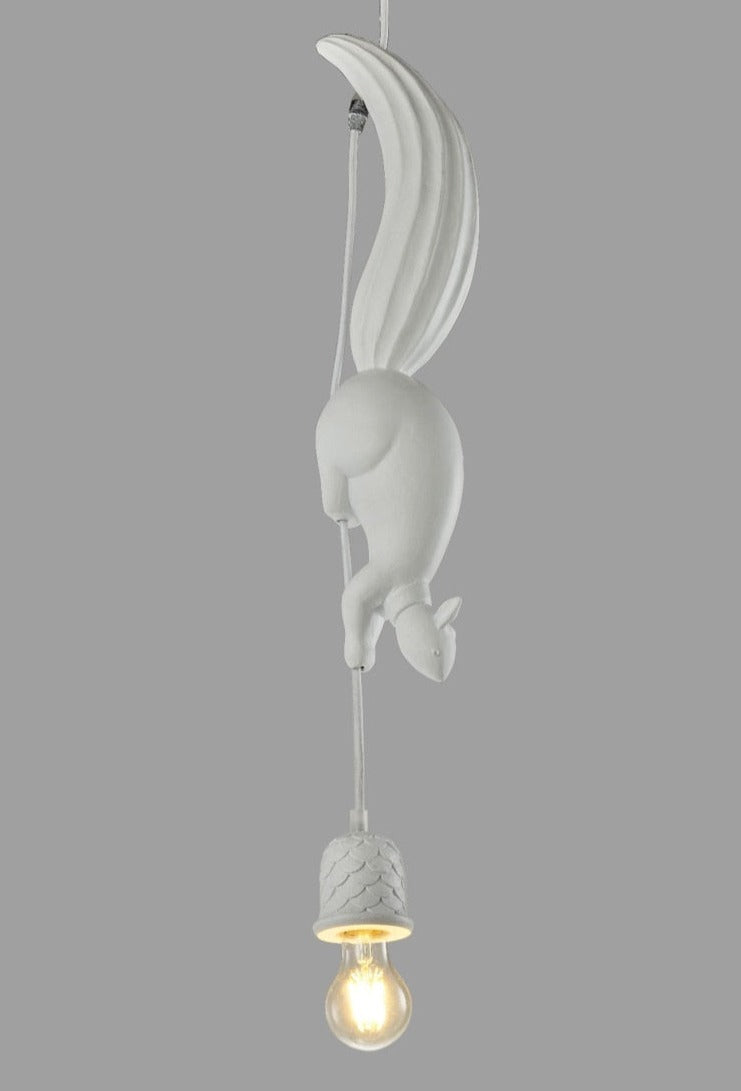 Nordic Resin Squirrel Pendellampor