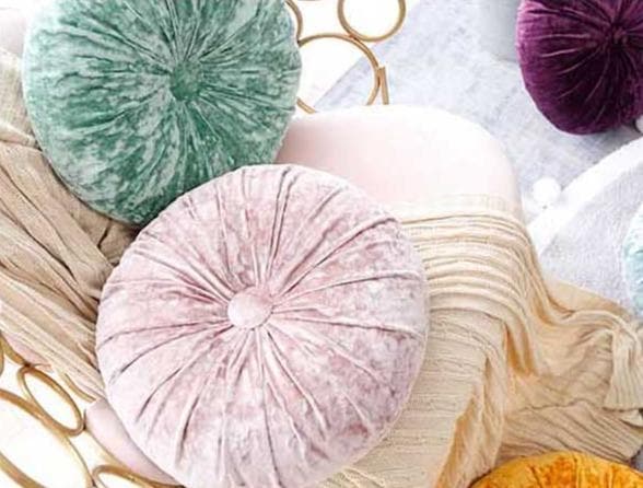 Crushed Velvet Round Pillow