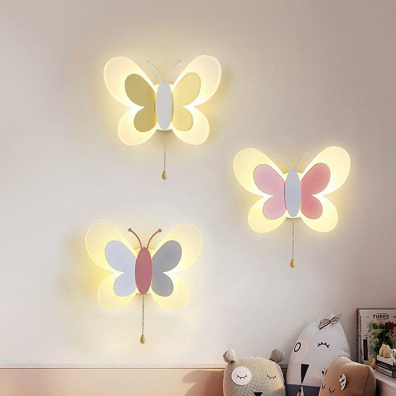 Lámpara de pared con forma de mariposa