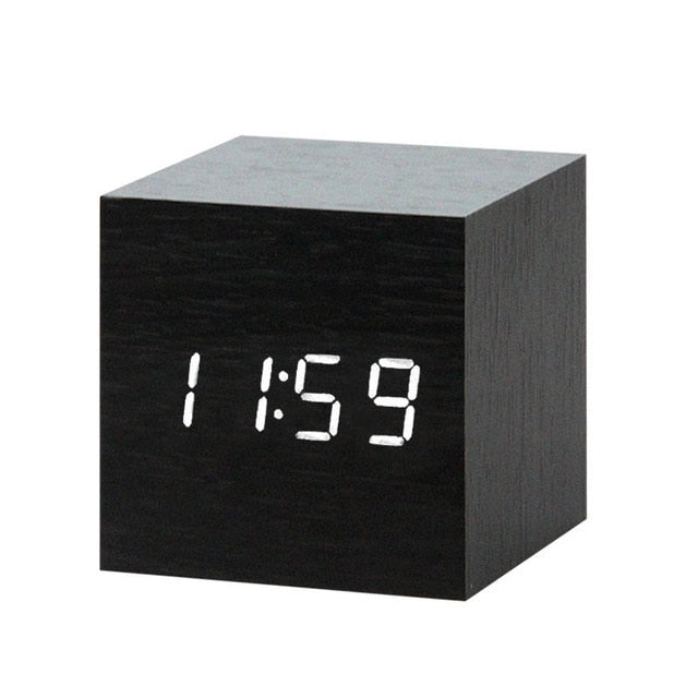 Nordisk röststyrd LED-väckarklocka – USB-laddningsbar, modern design med ljus display