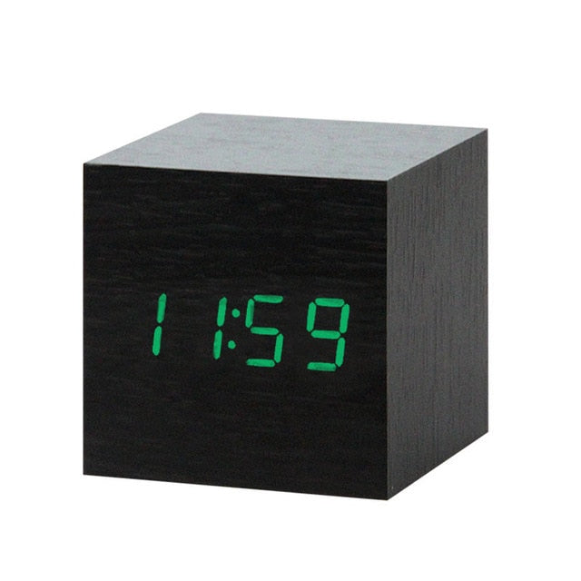 Nordisk röststyrd LED-väckarklocka – USB-laddningsbar, modern design med ljus display