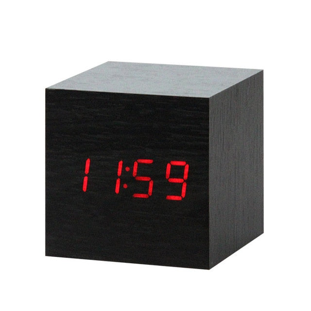 Nordisk röststyrd LED-väckarklocka – USB-laddningsbar, modern design med ljus display