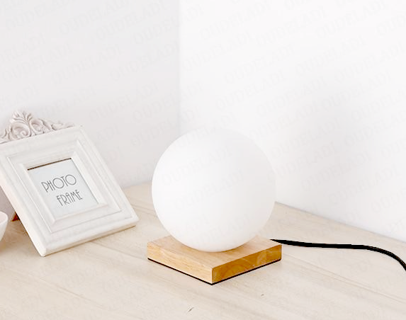 Lampe de table Mystic Moon