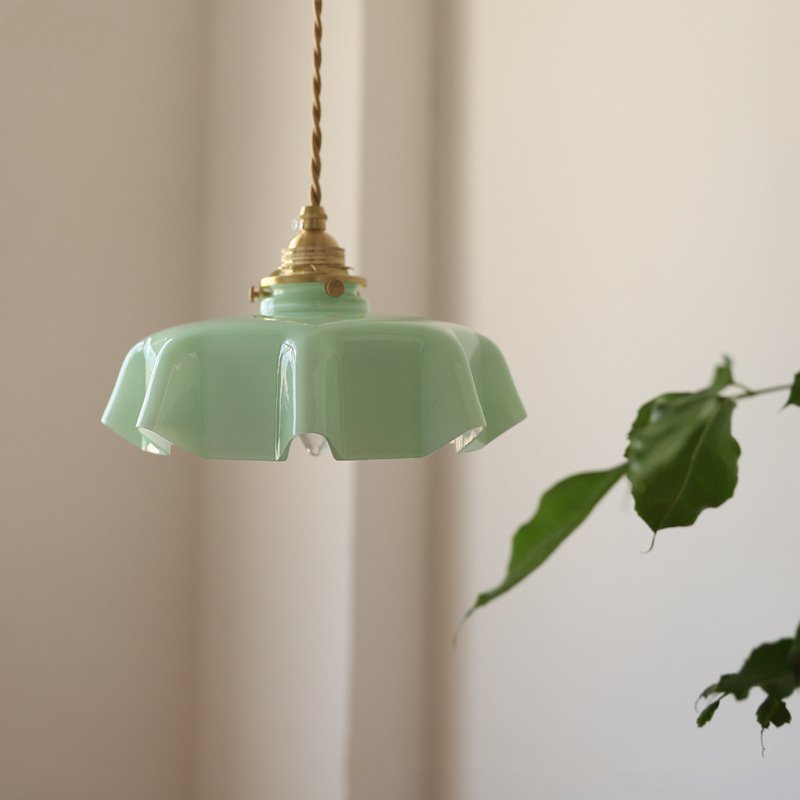 Lampadario e soffitto in vetro retro con fiori drappeggiati