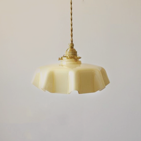 Lampadario e soffitto in vetro retro con fiori drappeggiati