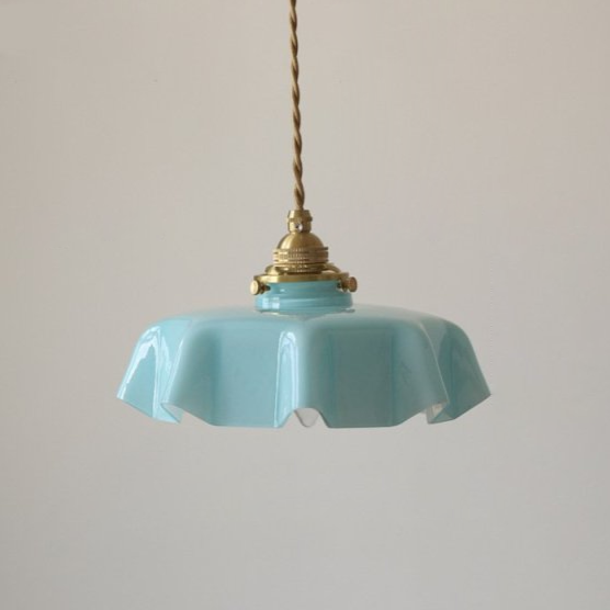 Lampadario e soffitto in vetro retro con fiori drappeggiati