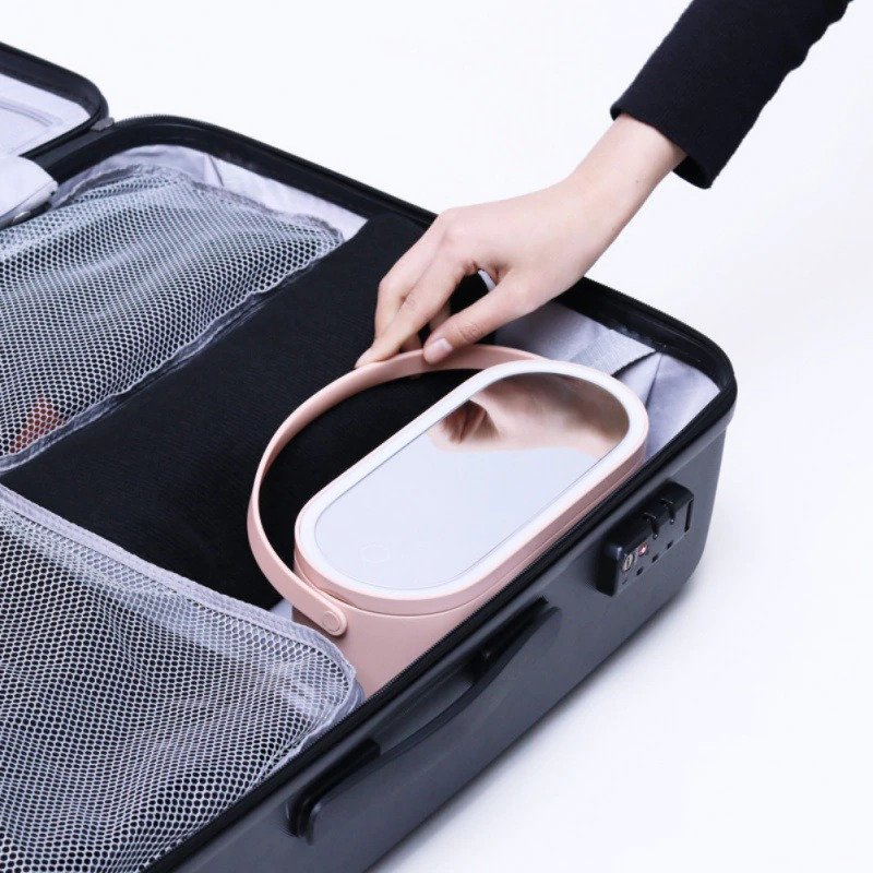 Reise-Make-up-Organizer mit integriertem LED-Spiegel