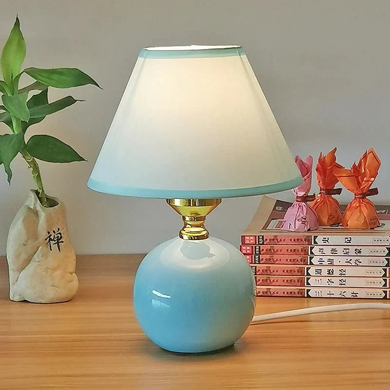 Liten Elegant Keramisk Bordlampe