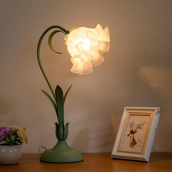 Vintage nastavitelná květinová stolní lampa