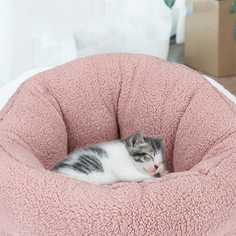 Cozy Cotton Cottage: Washable Wool Pet Bed